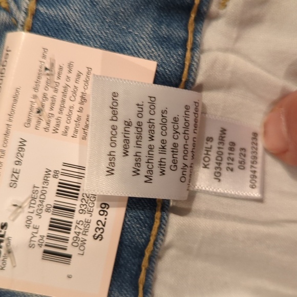 NWT SO Low Rise Jegging +Super Stretch 9/29 Ripped Denim Jeans Faded Blue - Picture 7 of 9